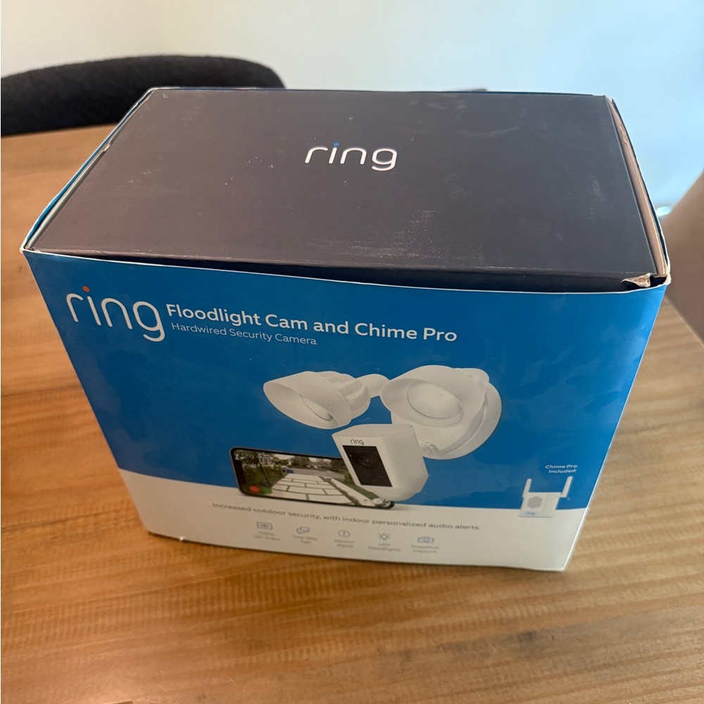 (New in Box) Ring Floodlight Security Camera and Chime Pro System in White